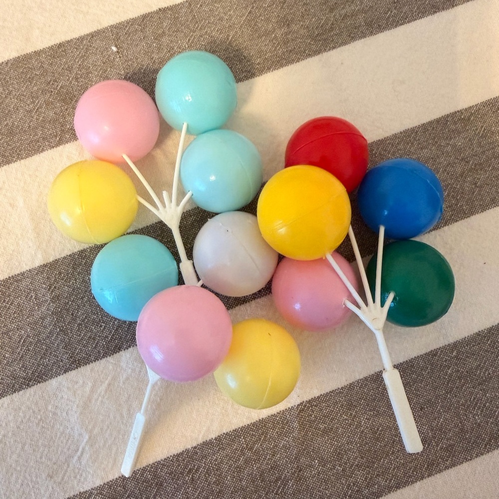 Vintage Wilton Plastic Colorful Balloon Cake Toppers Set of 3 Birthday Decor